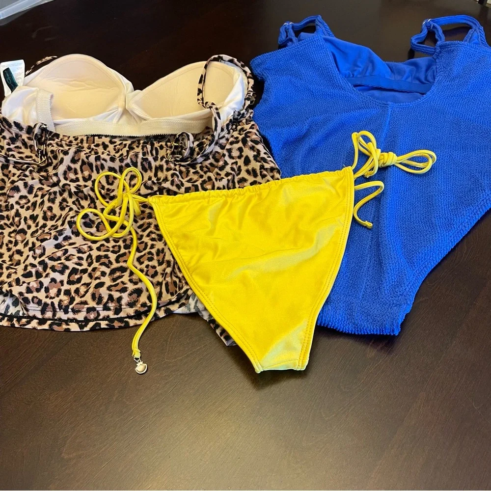 Women’s XL Lot of 10 Mixed Swimwear Cover Up Top Swimsuit Bikini Bottom Resort - Picture 6 of 16